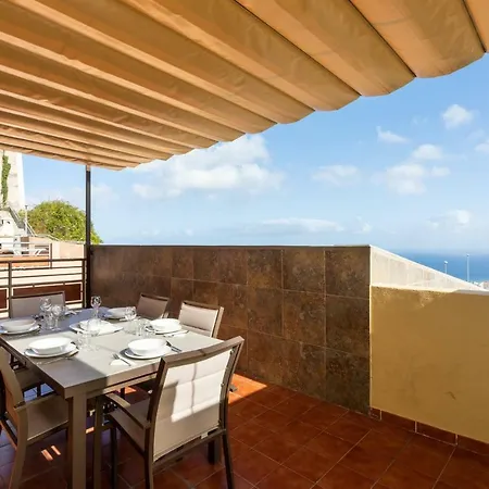 Semesterbostad Luminous With Spectacular Views Puerto de la Cruz (Tenerife)